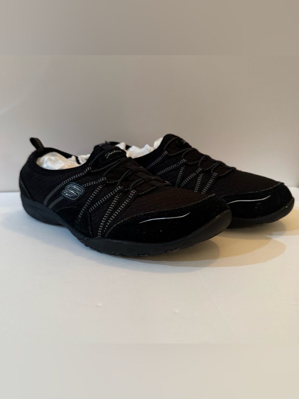 Skechers Relaxed Fit Air-Cooled Memory Form-Size 7.5